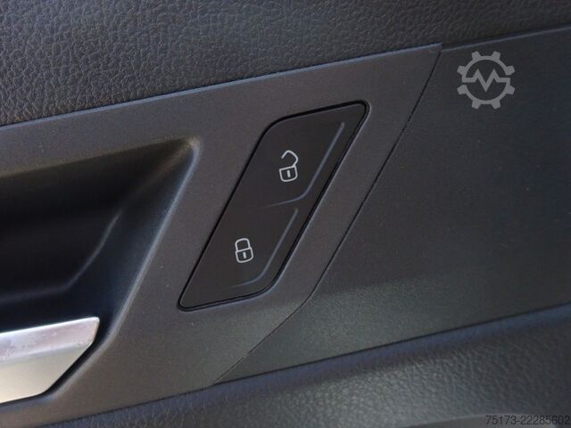 厢式货车 FORD Transit Connect Limited L1 Kasten Stndhzg 2xS-Tü