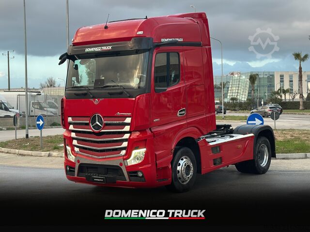 স্ট্যান্ডার্ড ট্রাক্টর ইউনিট Mercedes-Benz Actros 1851