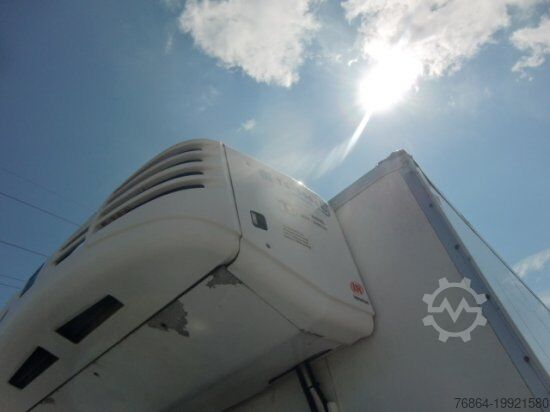 Ledusskapja kravas automašīna VOLVO FL 280 KüHLKOFFER, AUTOMATIK, E6, MIT LBW, THERMO KING