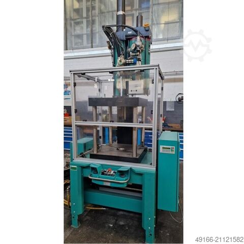 Pneumatic Press TOX MAG 030.202.A.001 (CE)