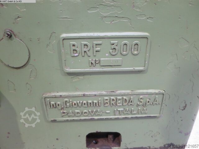 केंद्र खराद और धुरी खराद UCIMU BF 300