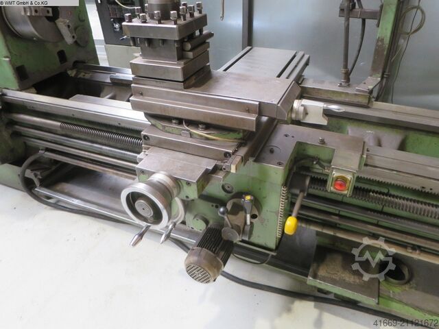 केंद्र खराद और धुरी खराद VDF- BOEHRINGER V 800