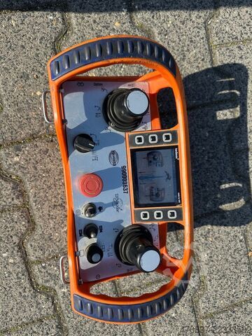 Autokran Böcker RK 36-2400 / Raupenkran / UVV NEU
