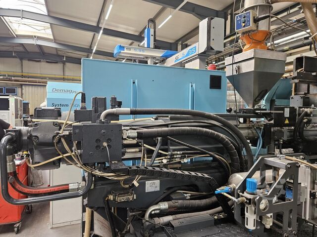 Spritzgießmaschine DEMAG ergotech 200/560-840/120v multi