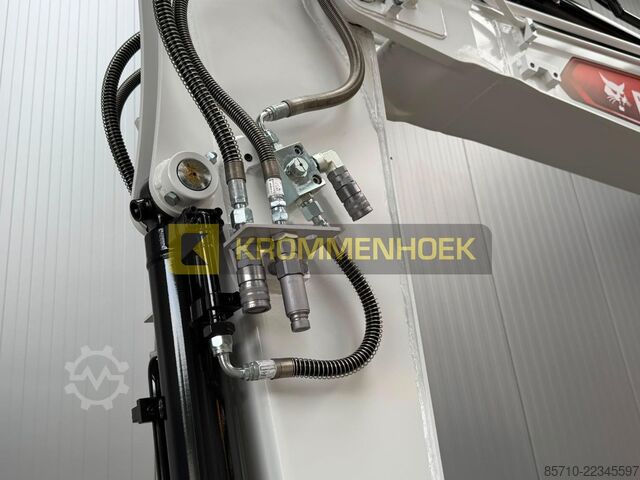 Bager na kotačima Bobcat E 57 W Nieuw