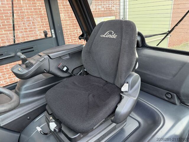 Elektro 4 Rad-Stapler Linde E80-01/900