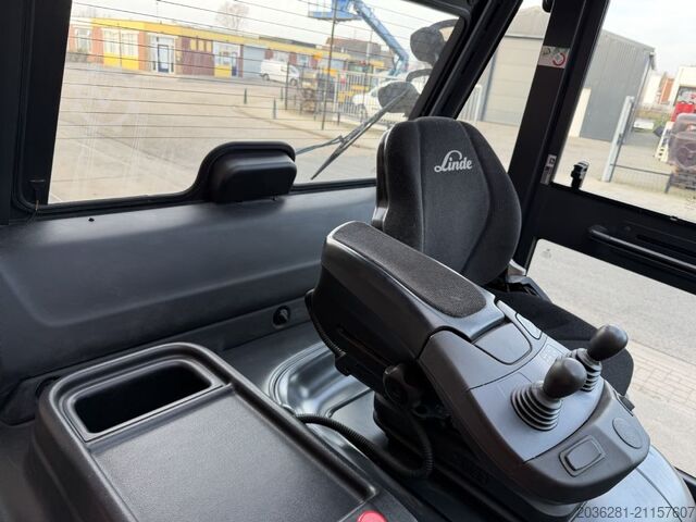 Elektro 4 Rad-Stapler Linde E80-01/900