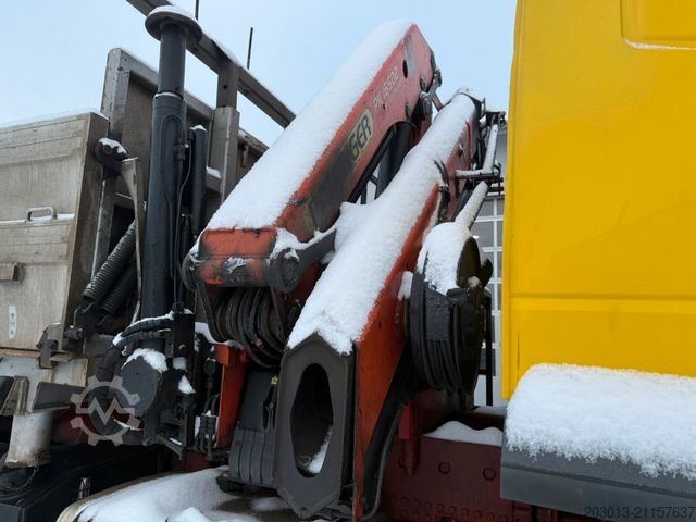 شاحنة قلابة ثلاثية الجوانب IVECO Stralis AT260T44 6x4 Kipper Kran Pakfinger 16052