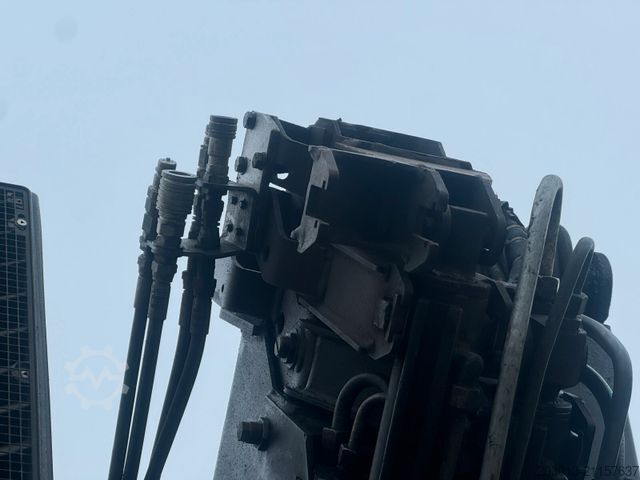 شاحنة قلابة ثلاثية الجوانب IVECO Stralis AT260T44 6x4 Kipper Kran Pakfinger 16052