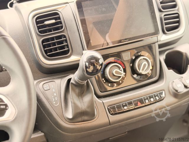 Autocaravana semi-integrada FORSTER FT 699 EB *Einzelbetten-Hubbett-Automatik*