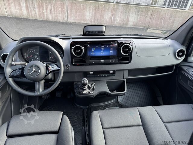 Dobozos kisteherautó Mercedes-Benz Sprinter L3/H2 Doka /Mixto / 7Sitze