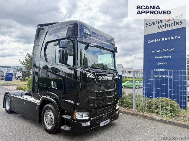 Τυπική μονάδα τράκτορα Scania S 590 - V8 - HIGHLINE - 2x TANKs - ACC - LEDER