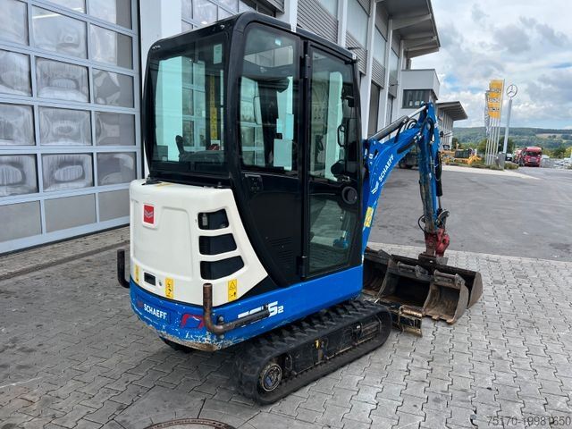 Minigraafmachine TEREX TC16 / 2017 / 1.769h / Löffelpaket / Powertilt