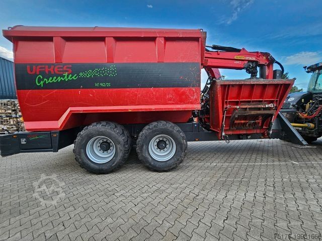 Veículo florestal VALTRA S374 / nur: 1.980h! / 06.2017 / Holzhacker