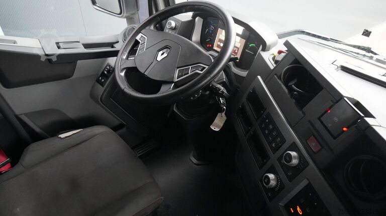  Renault T 530 mega tractor unit