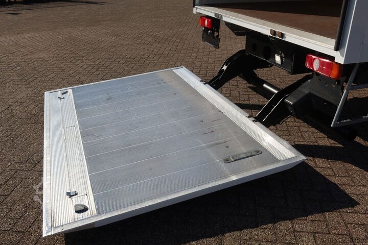  Mitsubishi Canter 7 C 18 Bak + Klep 1000 KG Euro 6