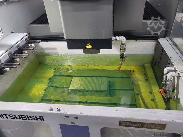 Erodiranje potapanjem Mitsubishi EA8