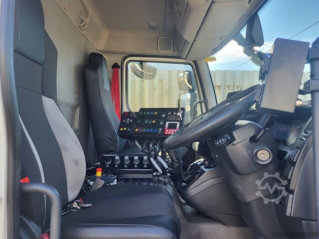 οδοκαθαριστής Renault D16 zamiatarka Semat, myjka drogowa