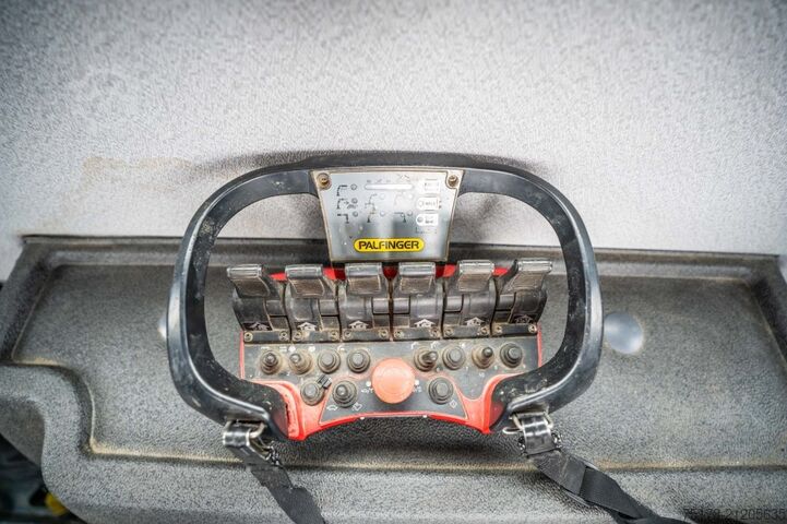 Plateau de chargement MAN TGS 35.360 BL-8X2-6+PALFINGER 27 T/m + 8EXT