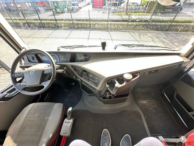 Kamion sa kranom Volvo FH 540 10X4 + FASSI F1650RAL.2.28 + JIB L616L K...