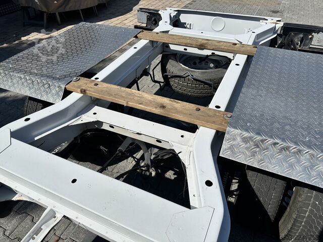 Sendibílgrind Mercedes-Benz Sprinter 516 CDI 4X4