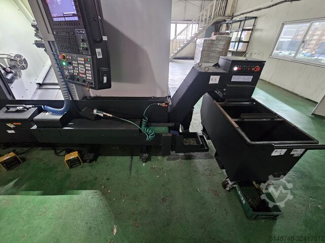 Máy tiện CNC DN Solutions LYNX 2100LSYA