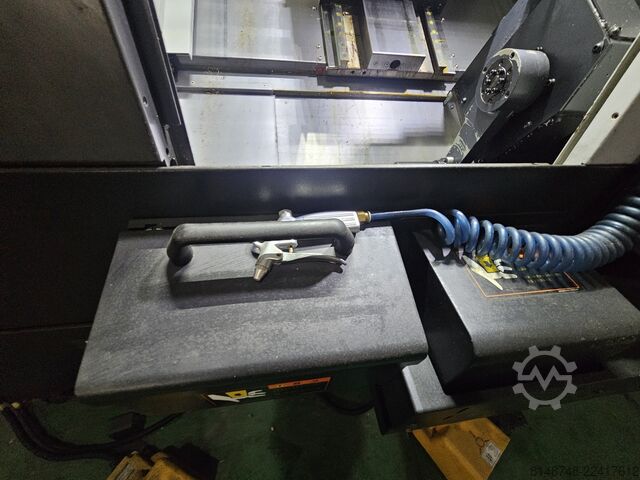 Máy tiện CNC DN Solutions LYNX 2100LSYA