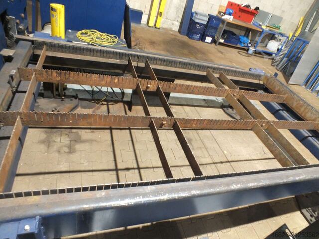 Laserschneidmaschine TRUMPF TruLaser 5030 Fiber