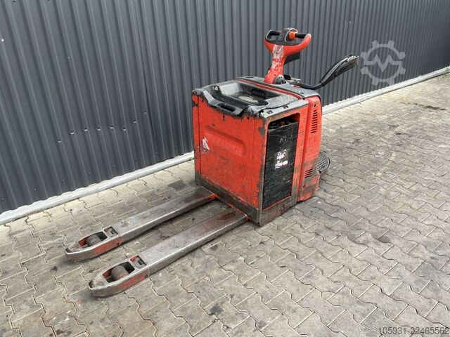 Porta-paletes manual Linde T20AP