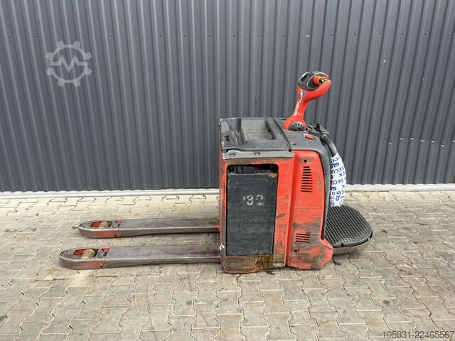 Porta-paletes manual Linde T20AP