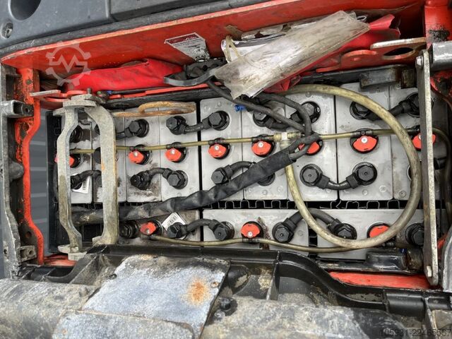 Porta-paletes manual Linde T20AP
