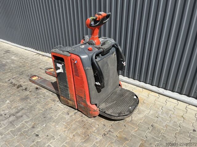 Porta-paletes manual Linde T20AP