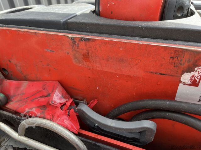 Porta-paletes manual Linde T20AP
