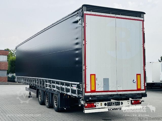 Semi-reboque aberto com lona Schmitz Cargobull Curtainsider Mega Getränke