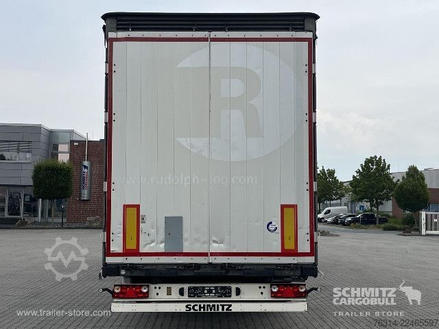 Semi-reboque aberto com lona Schmitz Cargobull Curtainsider Mega Getränke