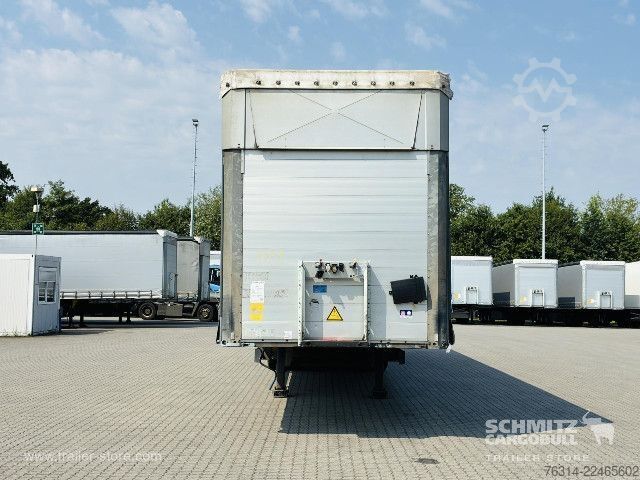 Semi-reboque aberto com lona Schmitz Cargobull Curtainsider Mega Getränke