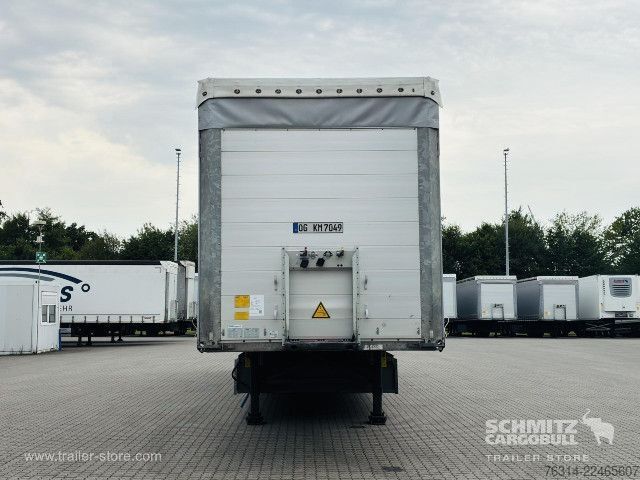 Semi-reboque aberto com lona Schmitz Cargobull Curtainsider Standard Getränke