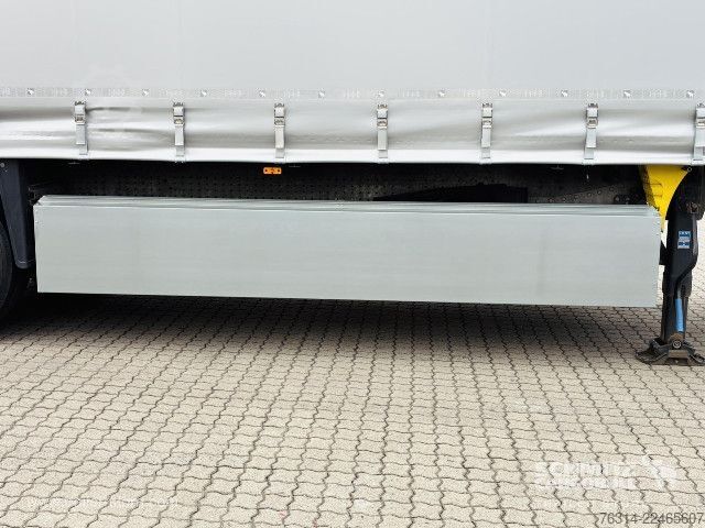 Semi-reboque aberto com lona Schmitz Cargobull Curtainsider Standard Getränke