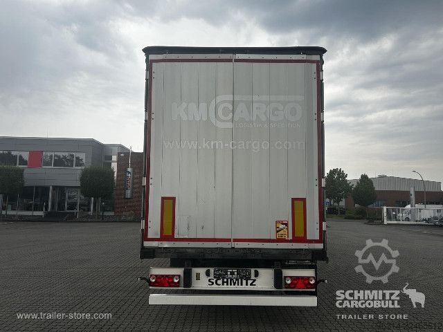 Semi-reboque aberto com lona Schmitz Cargobull Curtainsider Standard Getränke