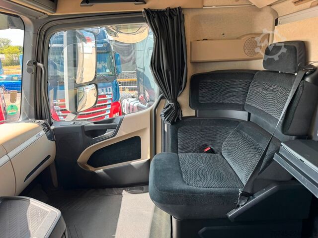 Standard SZM MERCEDES-BENZ ACTROS 1846 * ADR * RETARDER * STANDKLIMA * ACC