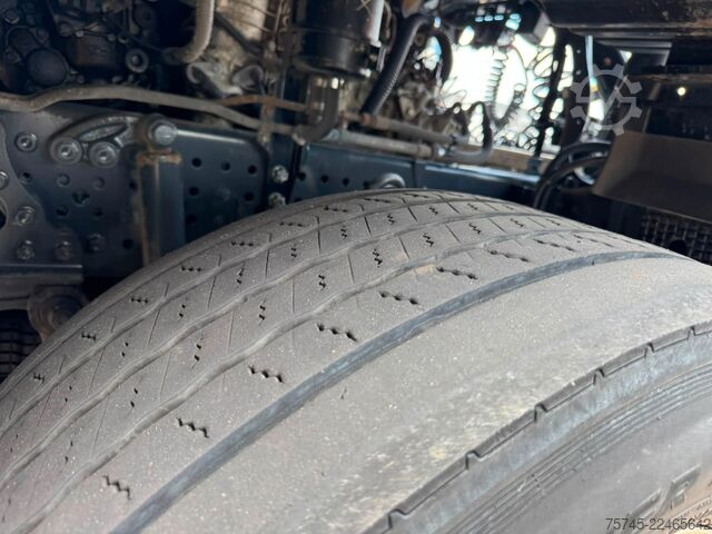 Standard SZM MERCEDES-BENZ ACTROS 1846 * ADR * RETARDER * STANDKLIMA * ACC