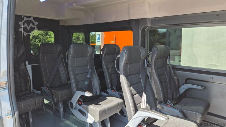 Furgoneta de caja alta PEUGEOT Boxer  Hochraum 9 Sitzer L3H2 verglast BlueHDi