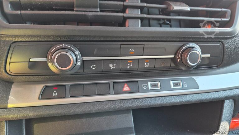 Minibús Citroën SpaceTourer Opel Zafira Plus M 9 Sitzer