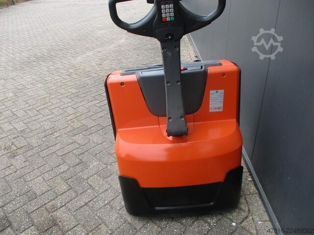 Porta-paletes manual BT LWE180