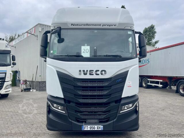 मानक SZM Iveco S-WAY 460 CNG,  RETARDER, ACC
