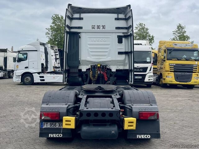 मानक SZM Iveco S-WAY 460 CNG,  RETARDER, ACC