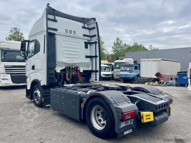 मानक SZM Iveco S-WAY 460 CNG,  RETARDER, ACC