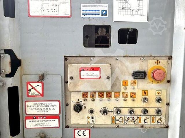 Lifting platform Aichi SP21AJ