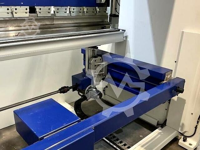 Máy chấn thủy lực MVD A 135-3100 2021 MVD A 135-3100
