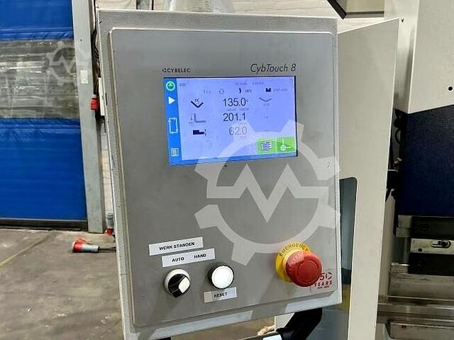 Máy chấn thủy lực MVD A 135-3100 2021 MVD A 135-3100